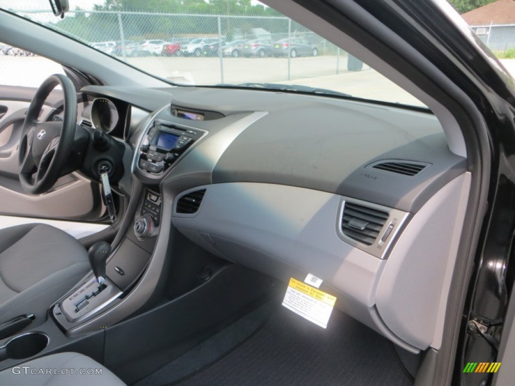 2013 Elantra GLS - Black / Gray photo #16