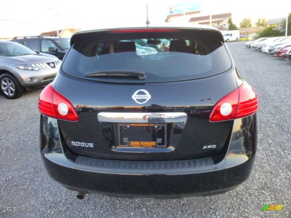 2011 Rogue S AWD - Wicked Black / Black photo #10