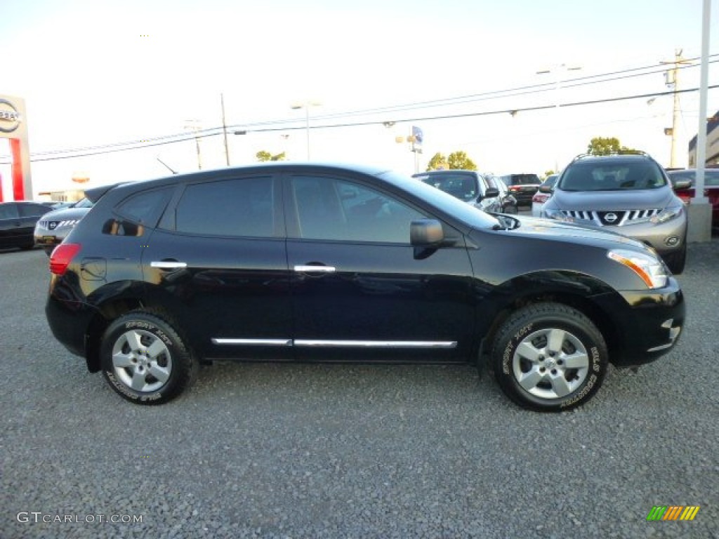 2011 Rogue S AWD - Wicked Black / Black photo #12