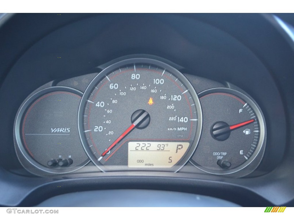 2014 Toyota Yaris L 3 Door Gauges Photo #85363885