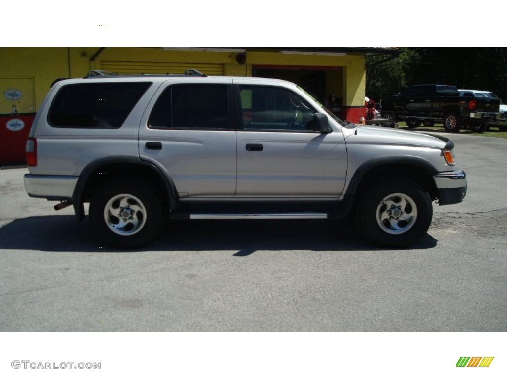 1999 4Runner  - Millennium Silver Metallic / Oak photo #2
