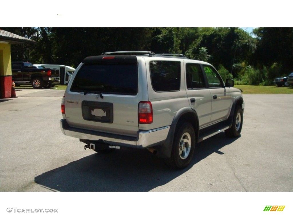 1999 4Runner  - Millennium Silver Metallic / Oak photo #3