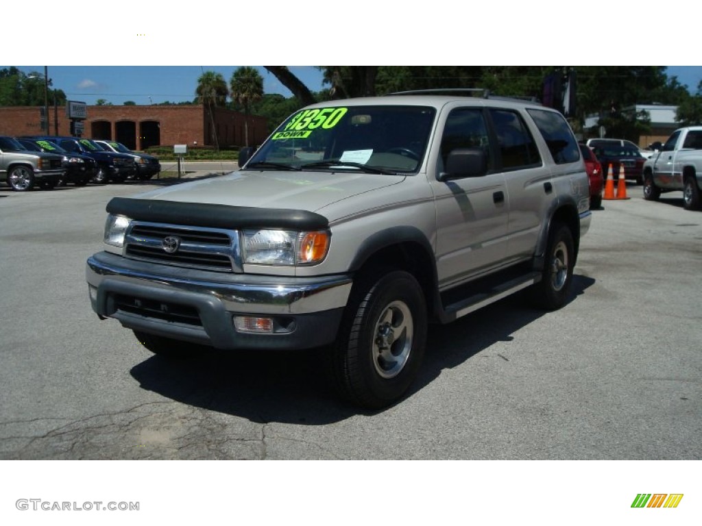 1999 4Runner  - Millennium Silver Metallic / Oak photo #7