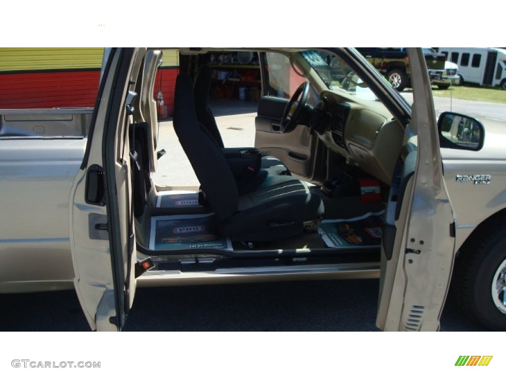 2003 Ranger XLT SuperCab - Arizona Beige Metallic / Dark Graphite photo #11