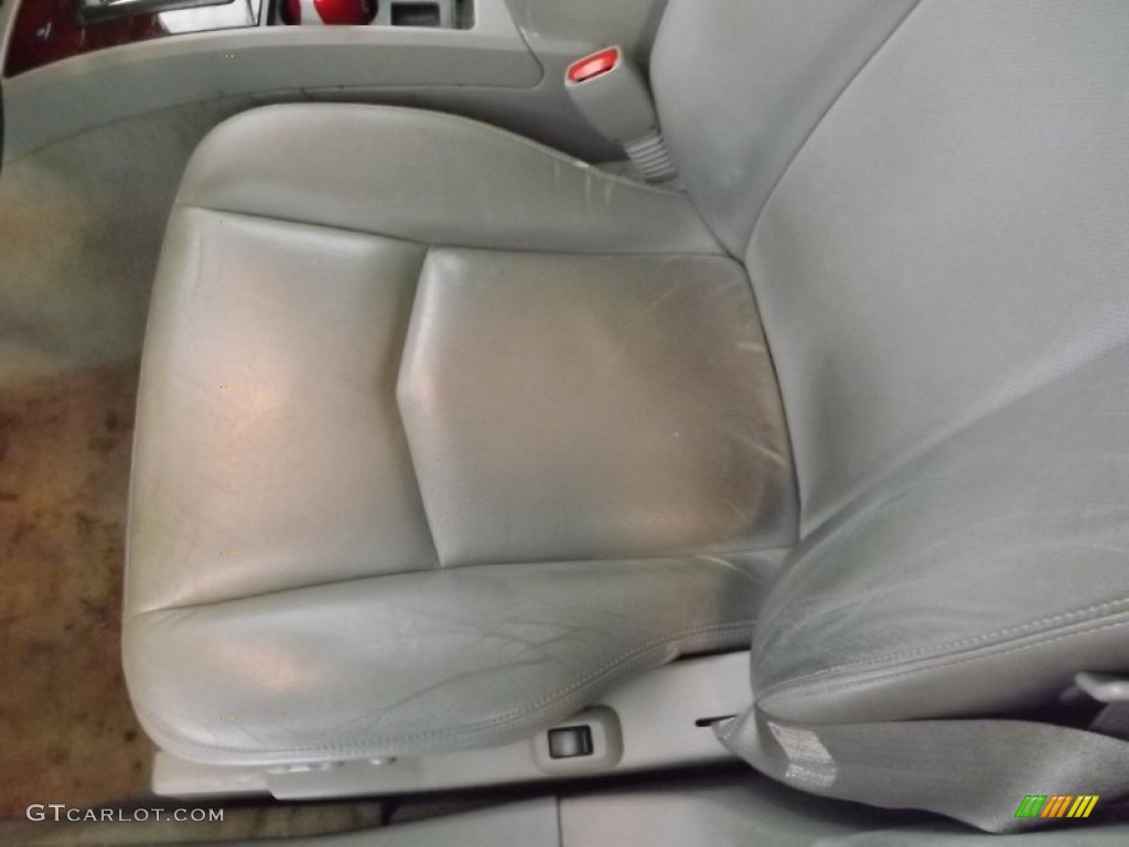 2005 SRX V6 - Red Line / Light Gray photo #13