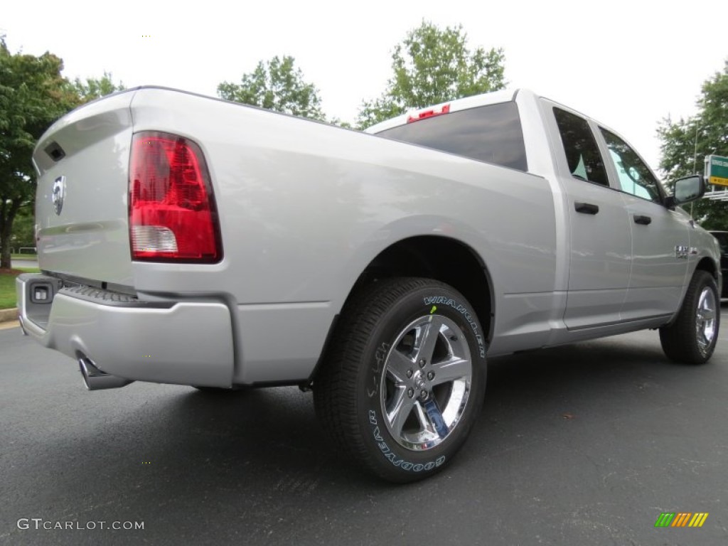 2014 1500 Express Quad Cab - Bright Silver Metallic / Black/Diesel Gray photo #3