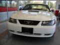 2002 Oxford White Ford Mustang V6 Coupe  photo #4