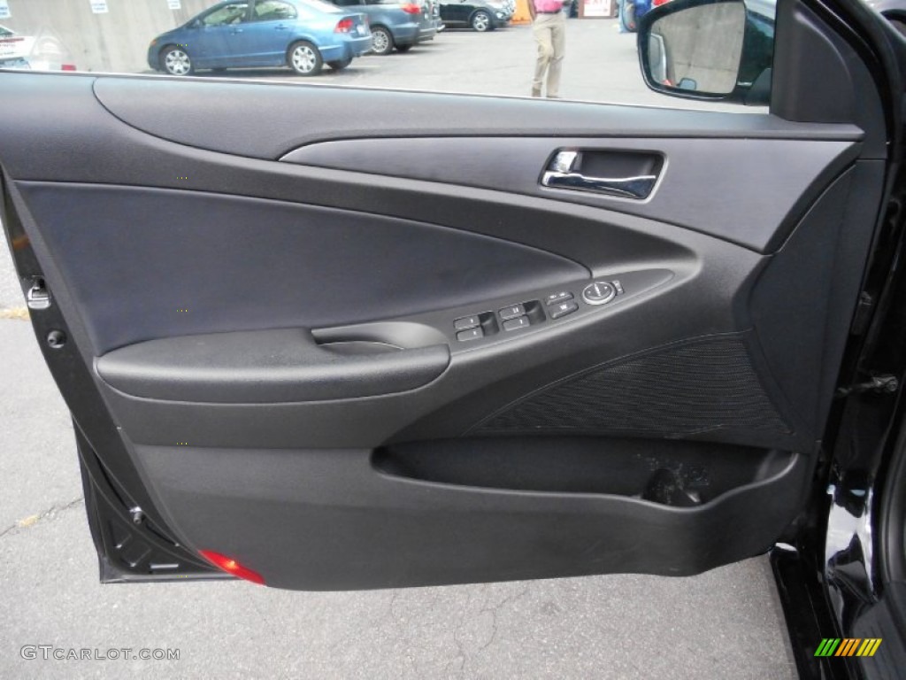 2011 Sonata SE - Black Plum Pearl / Gray photo #7