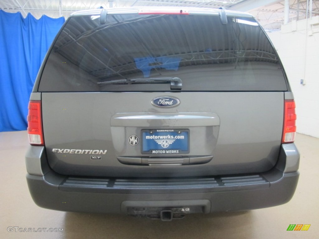 2005 Expedition XLT 4x4 - Dark Shadow Grey Metallic / Medium Flint Grey photo #7