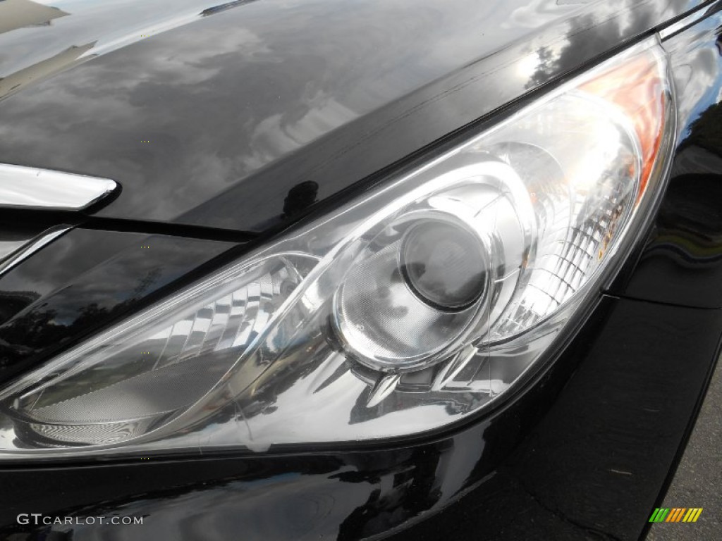 2011 Sonata SE - Black Plum Pearl / Gray photo #29