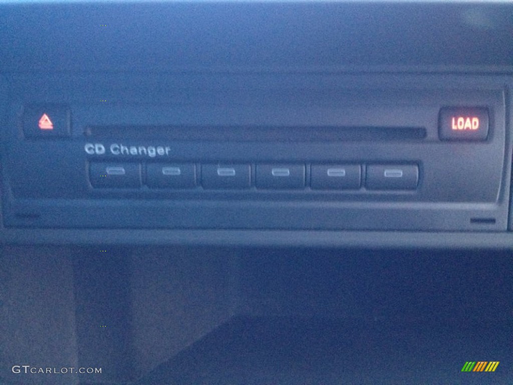 2007 A8 L 4.2 quattro - Light Silver Metallic / Black photo #34
