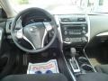 Pearl White - Altima 2.5 S Photo No. 11