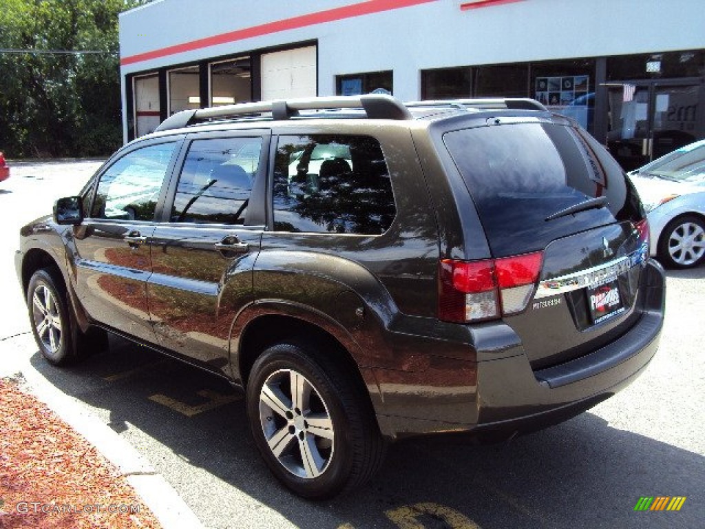 2011 Endeavor SE AWD - Carbon Pearl / Black photo #6