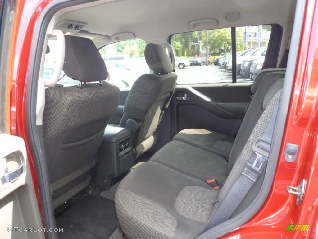2011 Pathfinder SV 4x4 - Red Brick / Graphite photo #10