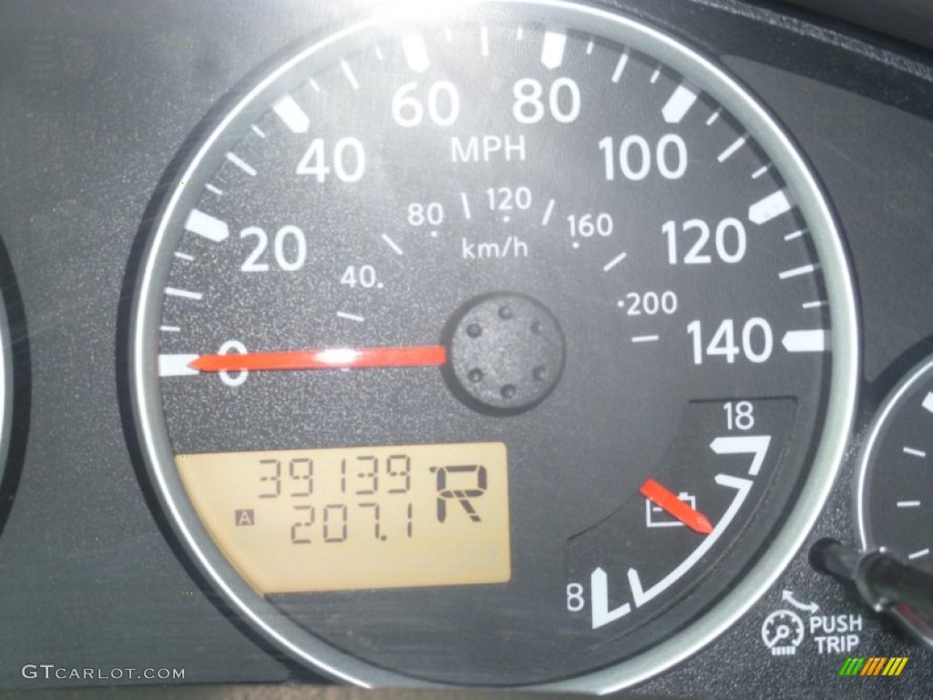 2011 Pathfinder SV 4x4 - Red Brick / Graphite photo #14