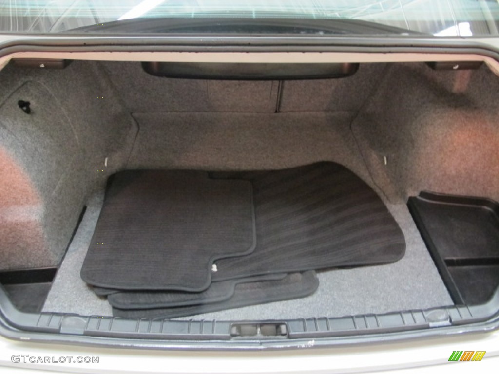 2004 BMW M3 Coupe Trunk Photos