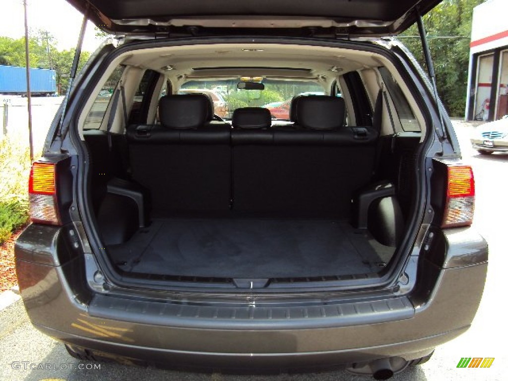 2011 Endeavor SE AWD - Carbon Pearl / Black photo #23