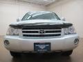 Millenium Silver Metallic - Highlander V6 4WD Photo No. 3