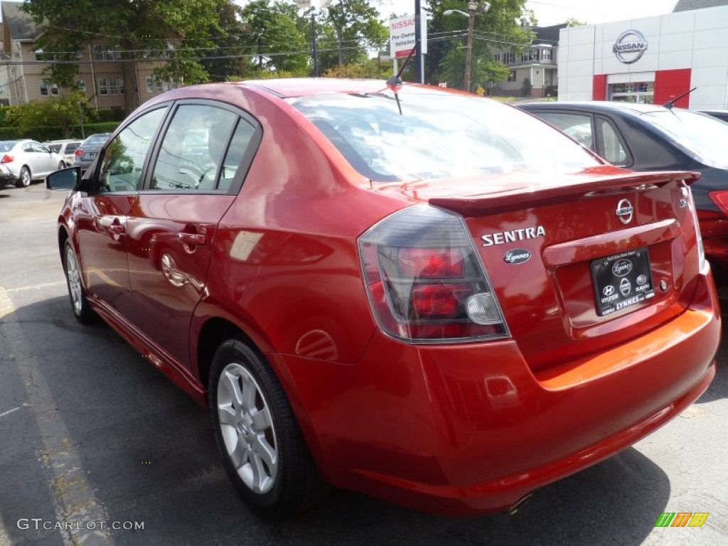 2011 Sentra 2.0 S - Lava Red / Charcoal photo #4