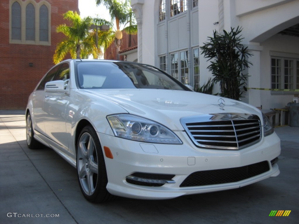 Diamond White Metallic Mercedes-Benz S