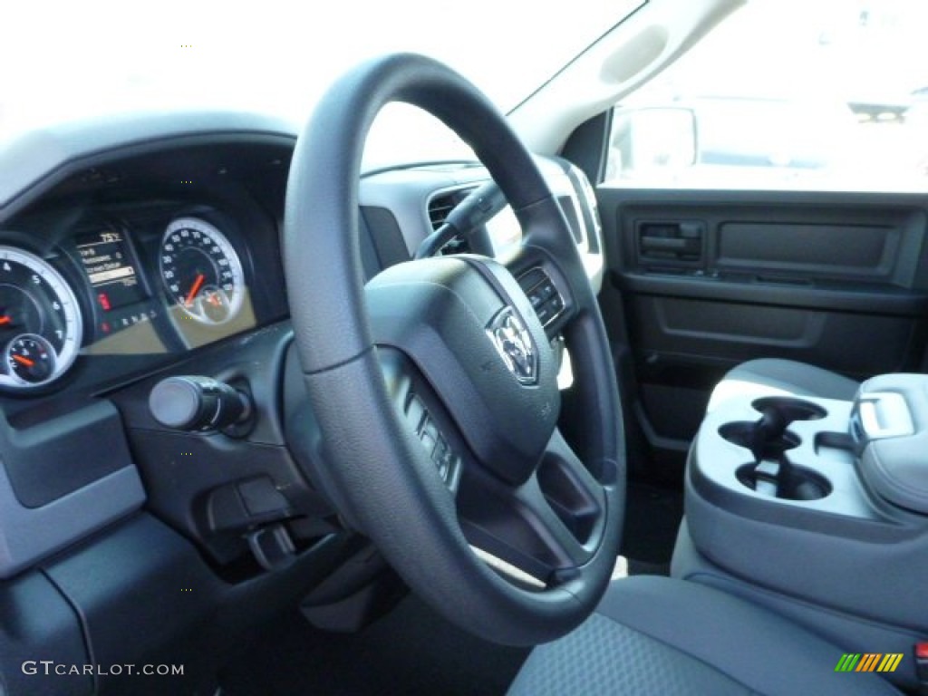 2014 1500 Express Quad Cab 4x4 - Bright White / Black/Diesel Gray photo #17