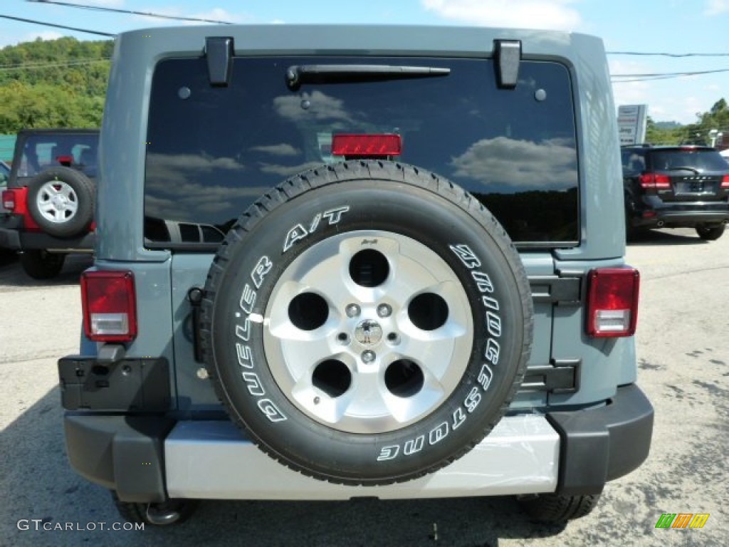 2014 Wrangler Unlimited Sahara 4x4 - Anvil / Black photo #4