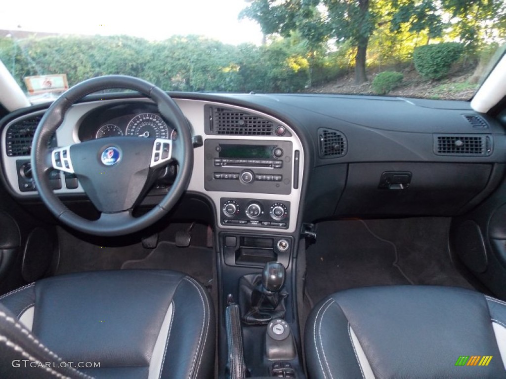 2006 Saab 9-5 2.3T Sport Sedan Dashboard Photos