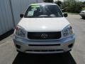 Super White - RAV4 4WD Photo No. 9