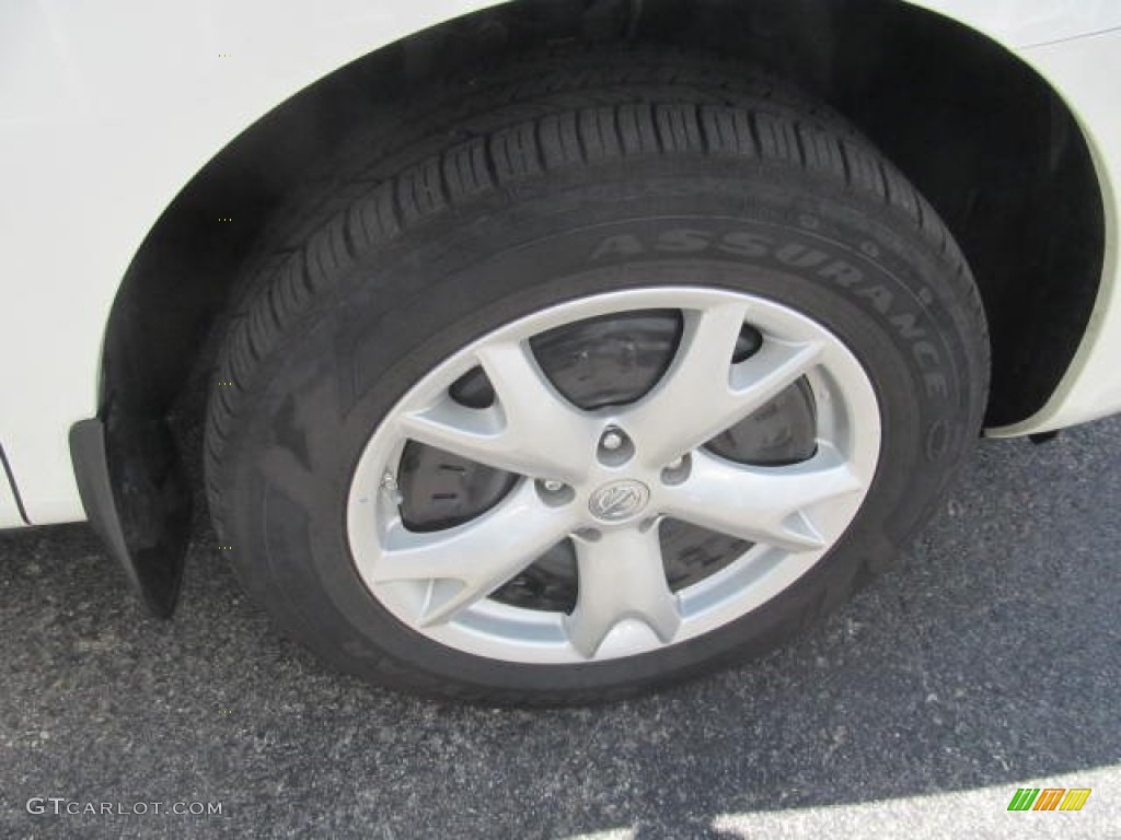 2011 Rogue SV AWD - Pearl White / Black photo #7