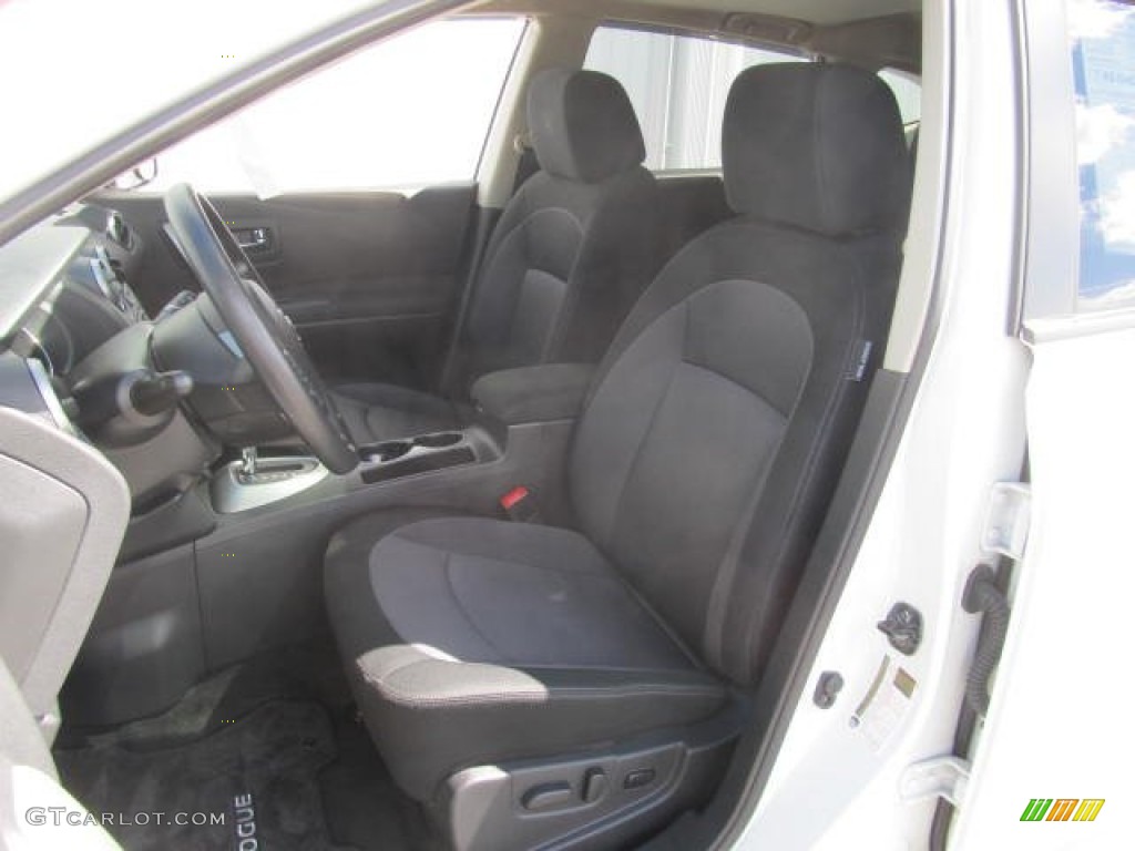 2011 Rogue SV AWD - Pearl White / Black photo #12
