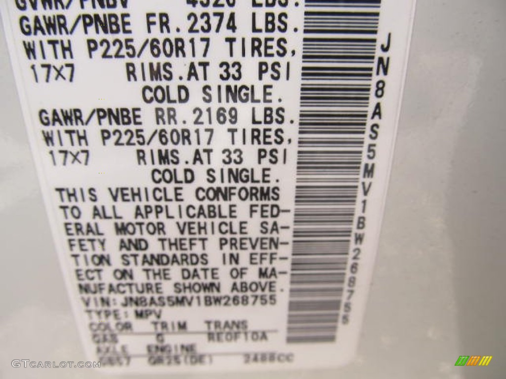 2011 Rogue SV AWD - Pearl White / Black photo #19