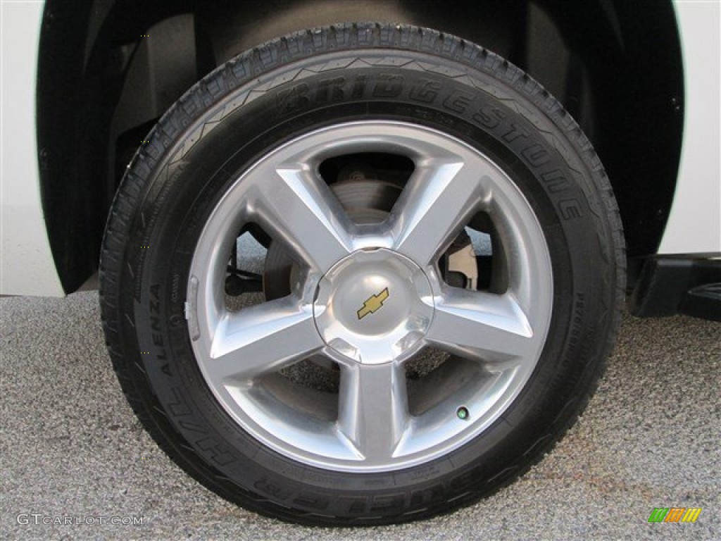 2012 Chevrolet Suburban LS Wheel Photos