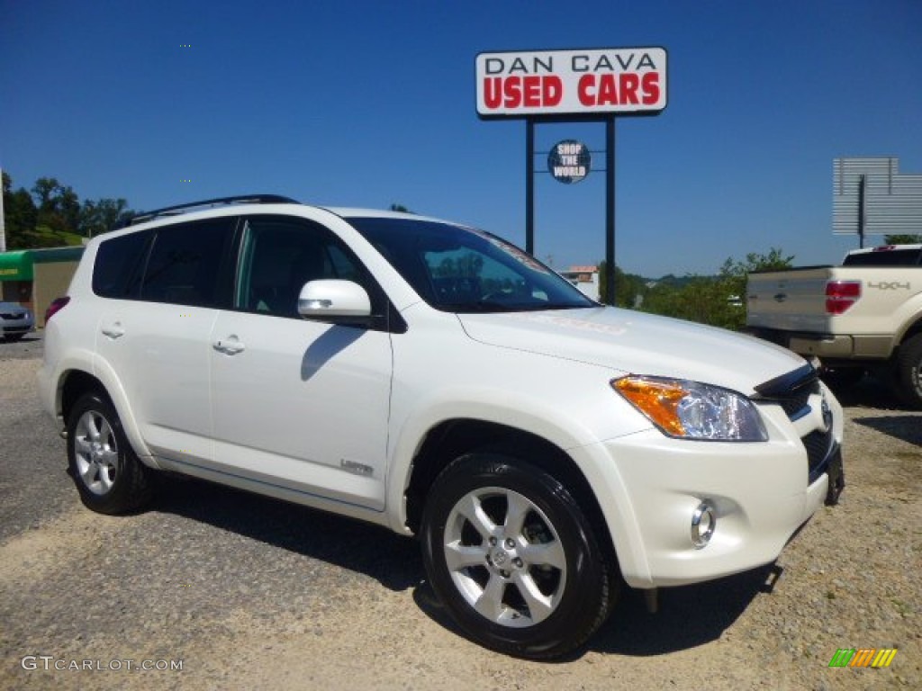 Blizzard White Pearl Toyota RAV4