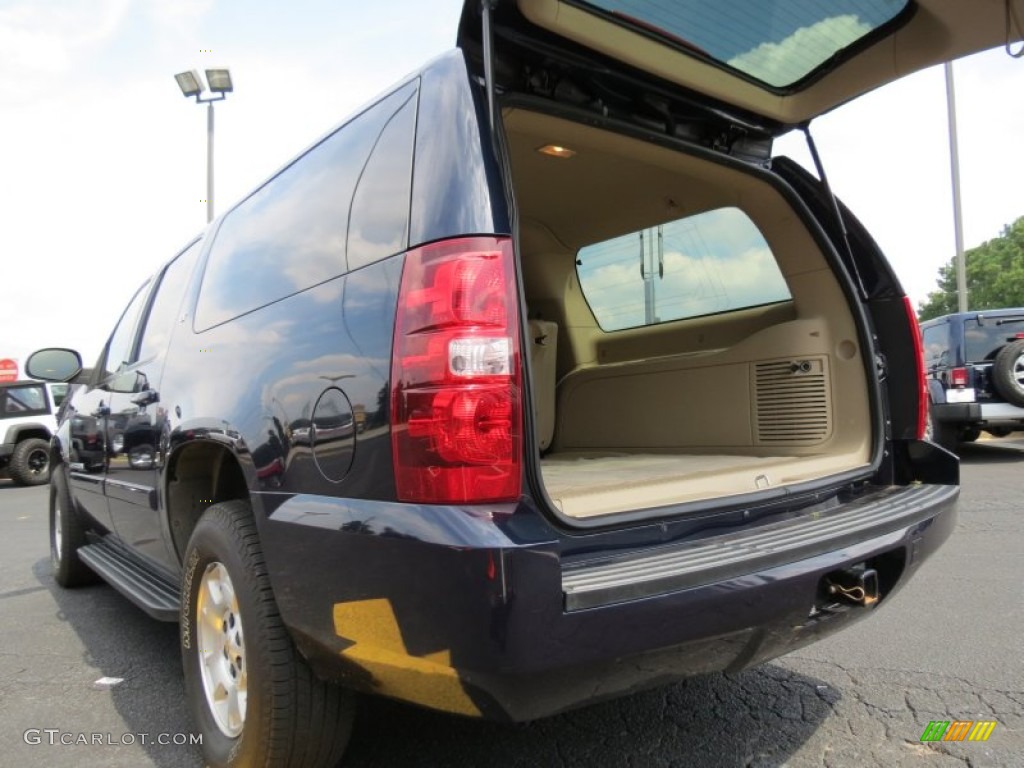 2007 Suburban 1500 LT - Dark Blue Metallic / Light Cashmere/Ebony photo #15