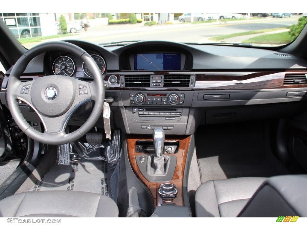 2013 3 Series 328i Convertible - Black Sapphire Metallic / Black photo #13