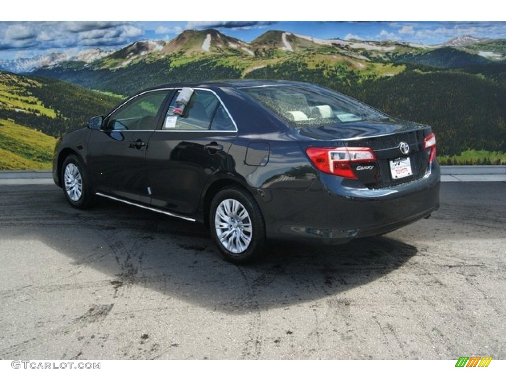 2014 Camry LE - Cosmic Gray Metallic / Ivory photo #3