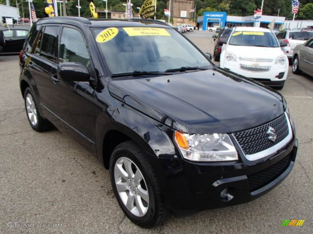2012 Suzuki Grand Vitara Limited Exterior Photos