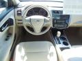 Pearl White - Altima 2.5 S Photo No. 6