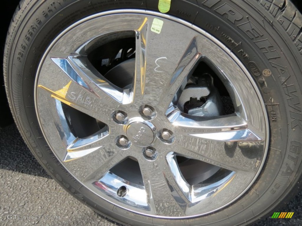 2014 Compass Latitude - Black / Dark Slate Gray photo #9