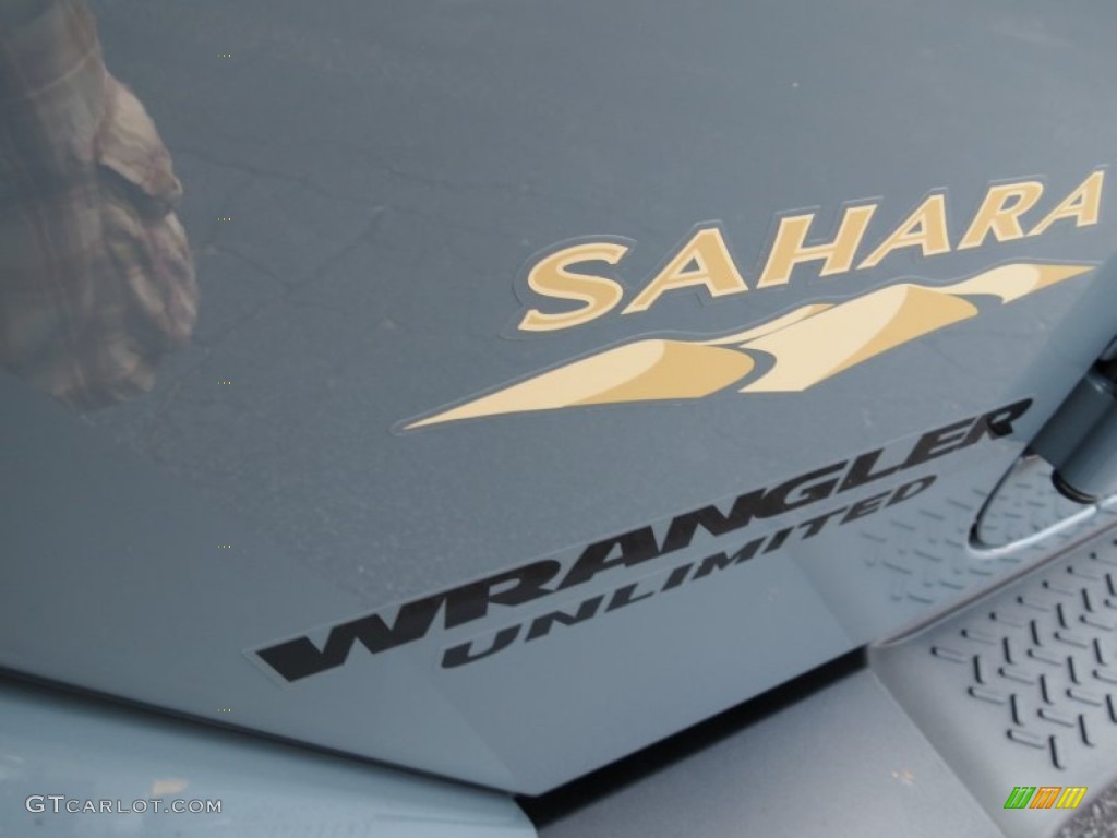 2014 Wrangler Unlimited Sahara 4x4 - Anvil / Black photo #11