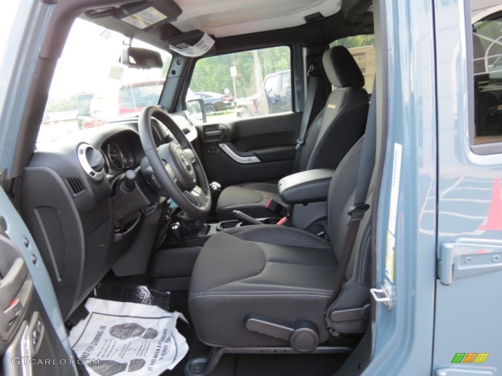 2014 Wrangler Unlimited Sahara 4x4 - Anvil / Black photo #12