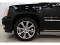 Black Raven - Escalade EXT Premium AWD Photo No. 33