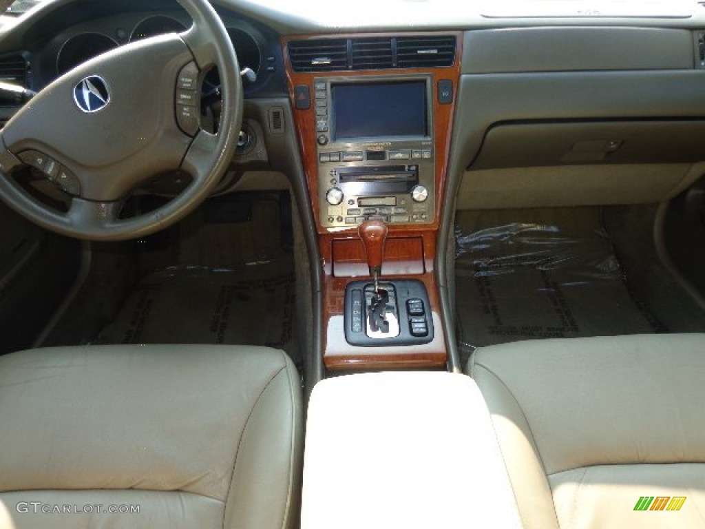 2004 RL 3.5 - Champagne Mist Pearl / Parchment photo #15