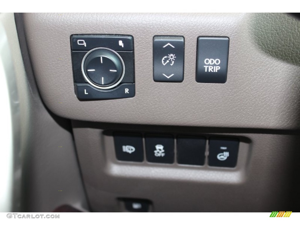 2012 Lexus GX 460 Premium Controls Photo #85401610