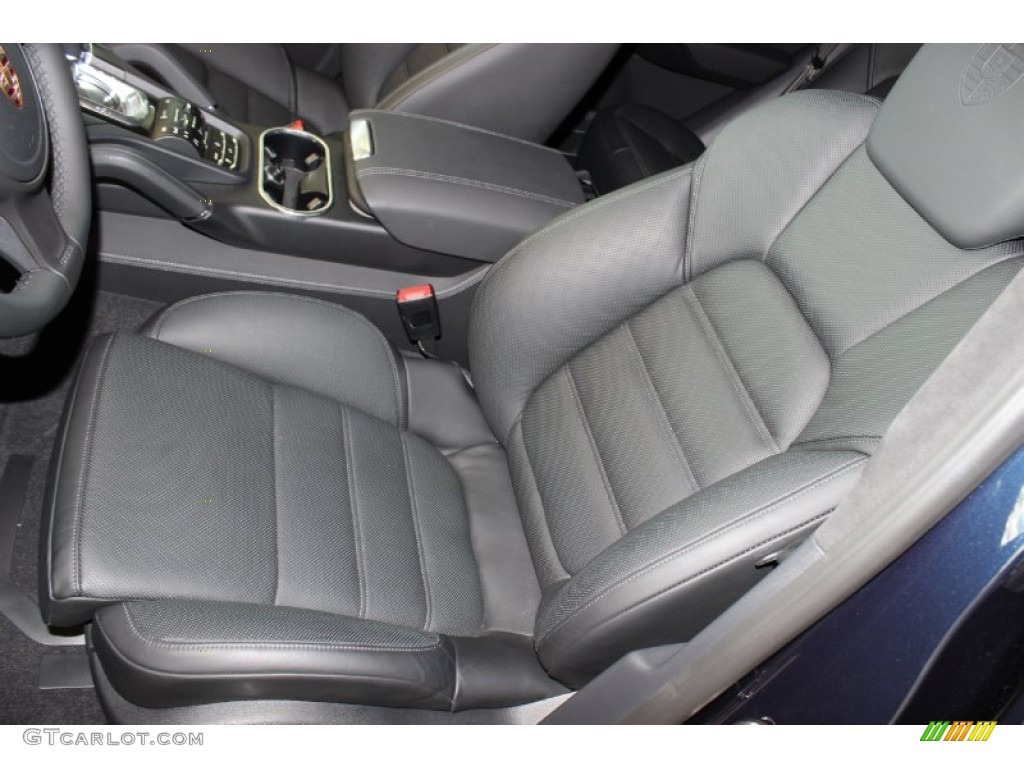 Black Interior 2014 Porsche Cayenne Turbo S Photo #85403035