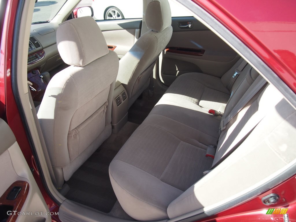 2006 Camry XLE - Salsa Red Pearl / Beige photo #11