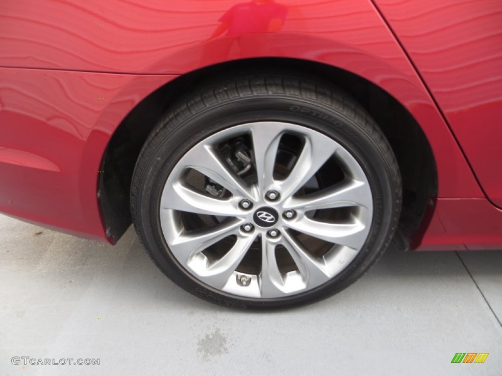 2012 Sonata SE - Sparkling Ruby Red / Black photo #13