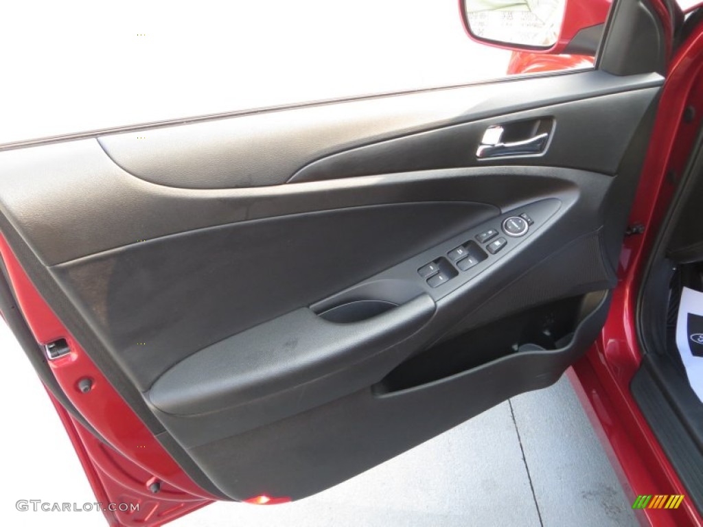 2012 Sonata SE - Sparkling Ruby Red / Black photo #27
