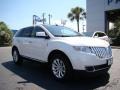 2011 White Platinum Tri-Coat Lincoln MKX FWD  photo #2