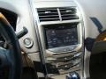 2011 White Platinum Tri-Coat Lincoln MKX FWD  photo #19